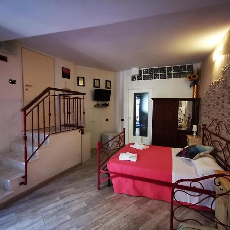 Michela Rooms Riomaggiore Ngoại thất bức ảnh