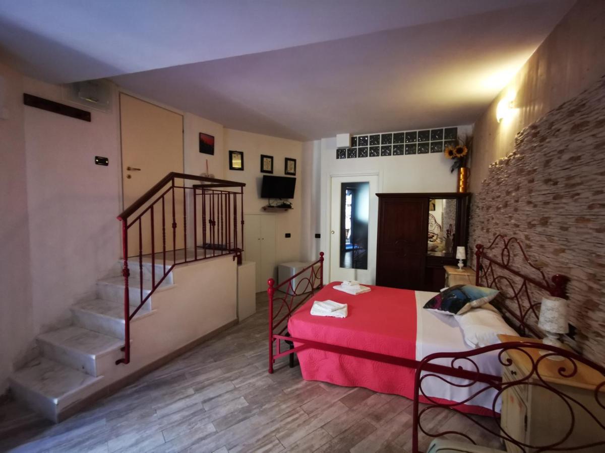 Michela Rooms Riomaggiore Ngoại thất bức ảnh