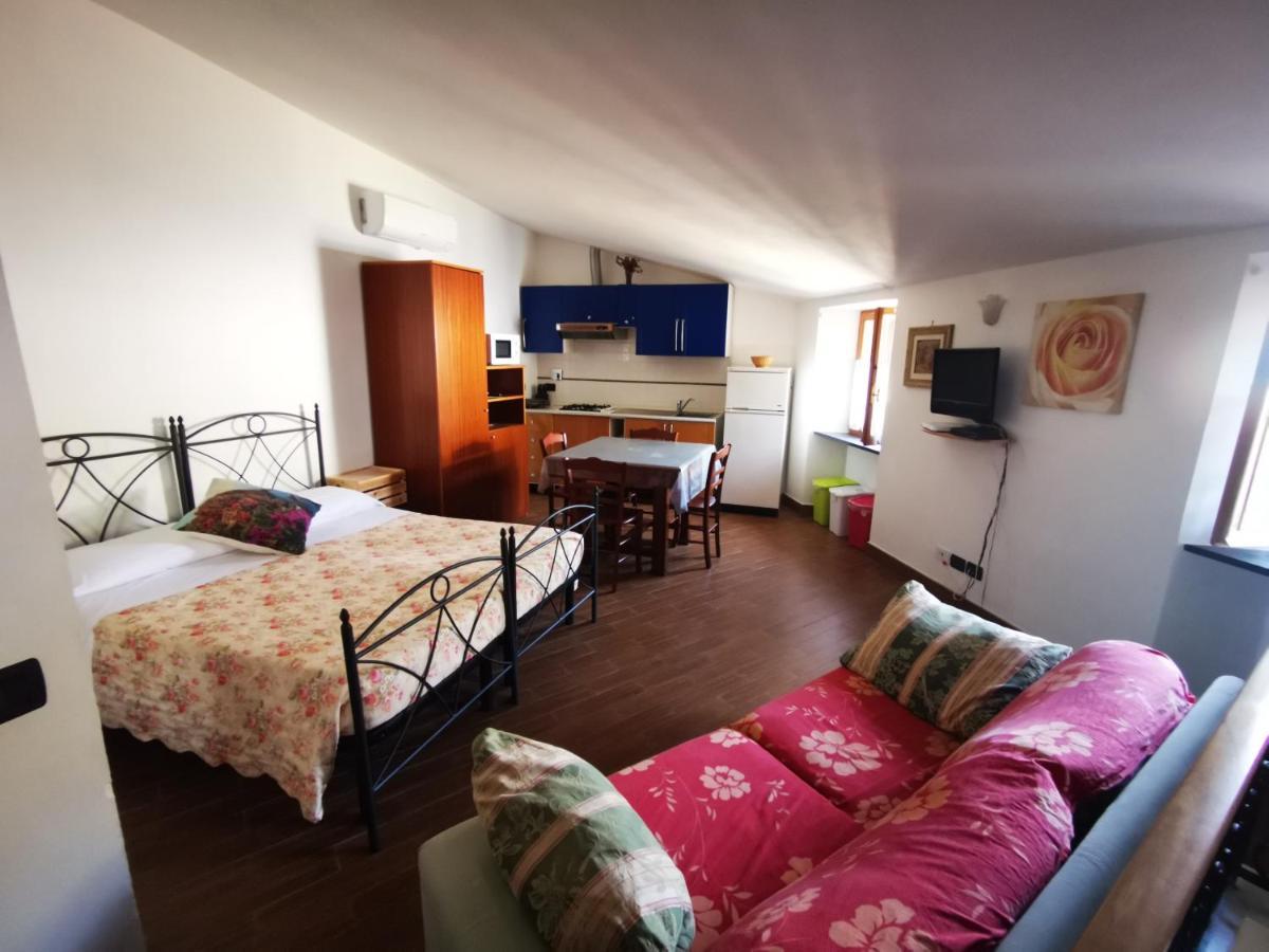 Michela Rooms Riomaggiore Ngoại thất bức ảnh